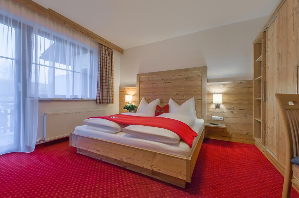 Pension Haus Am Dorfplatz Flachau Cameră foto